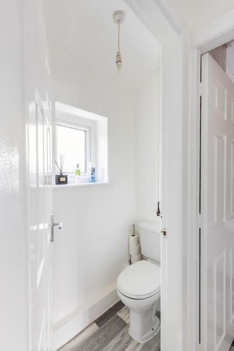 Entire Charming 5-Bed House In Darwen Blackburn Bb1 Free Parking Roadside Rishton Екстериор снимка